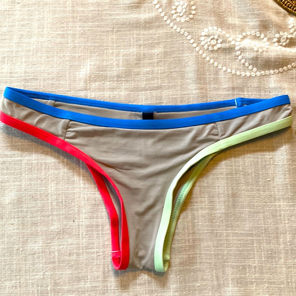 Tavik Colorblock bikini bottom. XS.